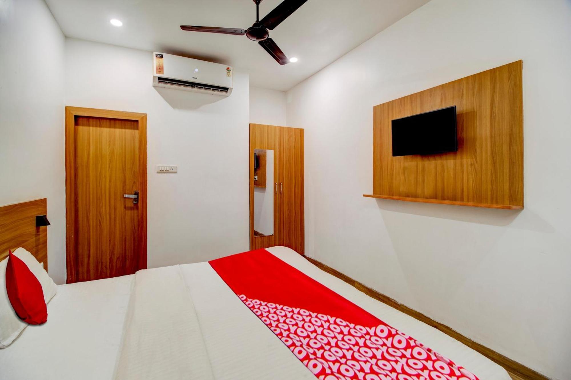 Hotel O Hill View Residency Near Aca Stadium Guwahati Extérieur photo