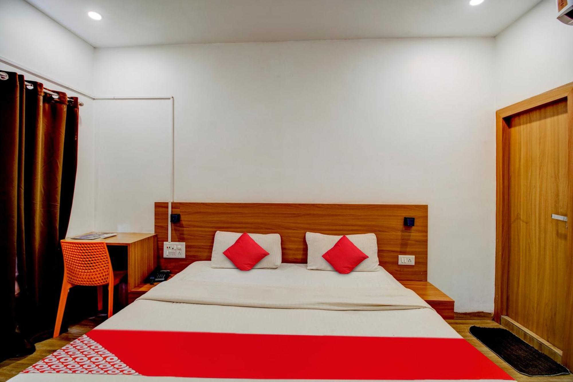 Hotel O Hill View Residency Near Aca Stadium Guwahati Extérieur photo