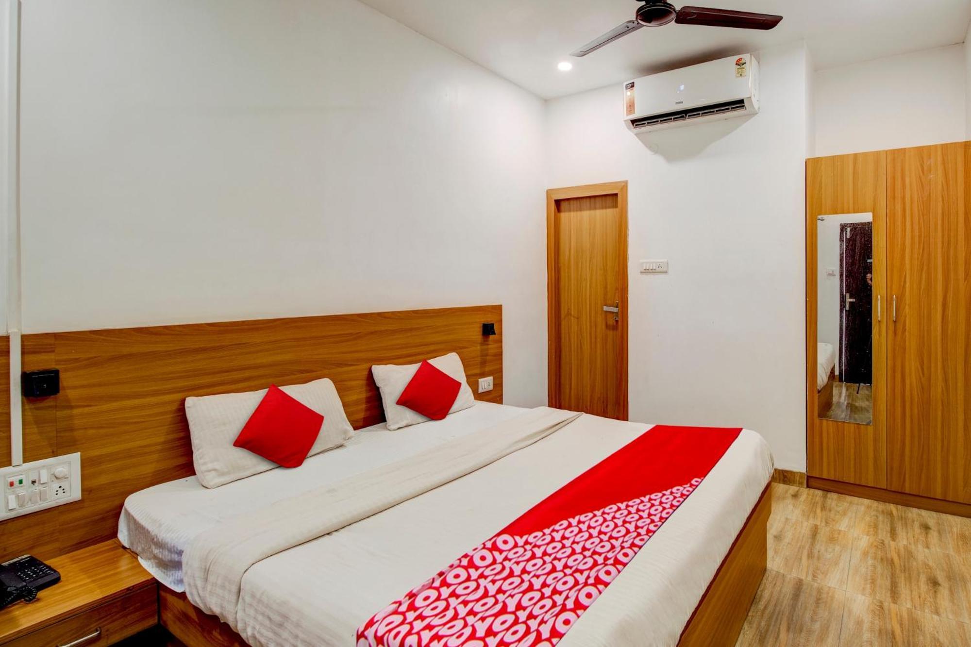 Hotel O Hill View Residency Near Aca Stadium Guwahati Extérieur photo